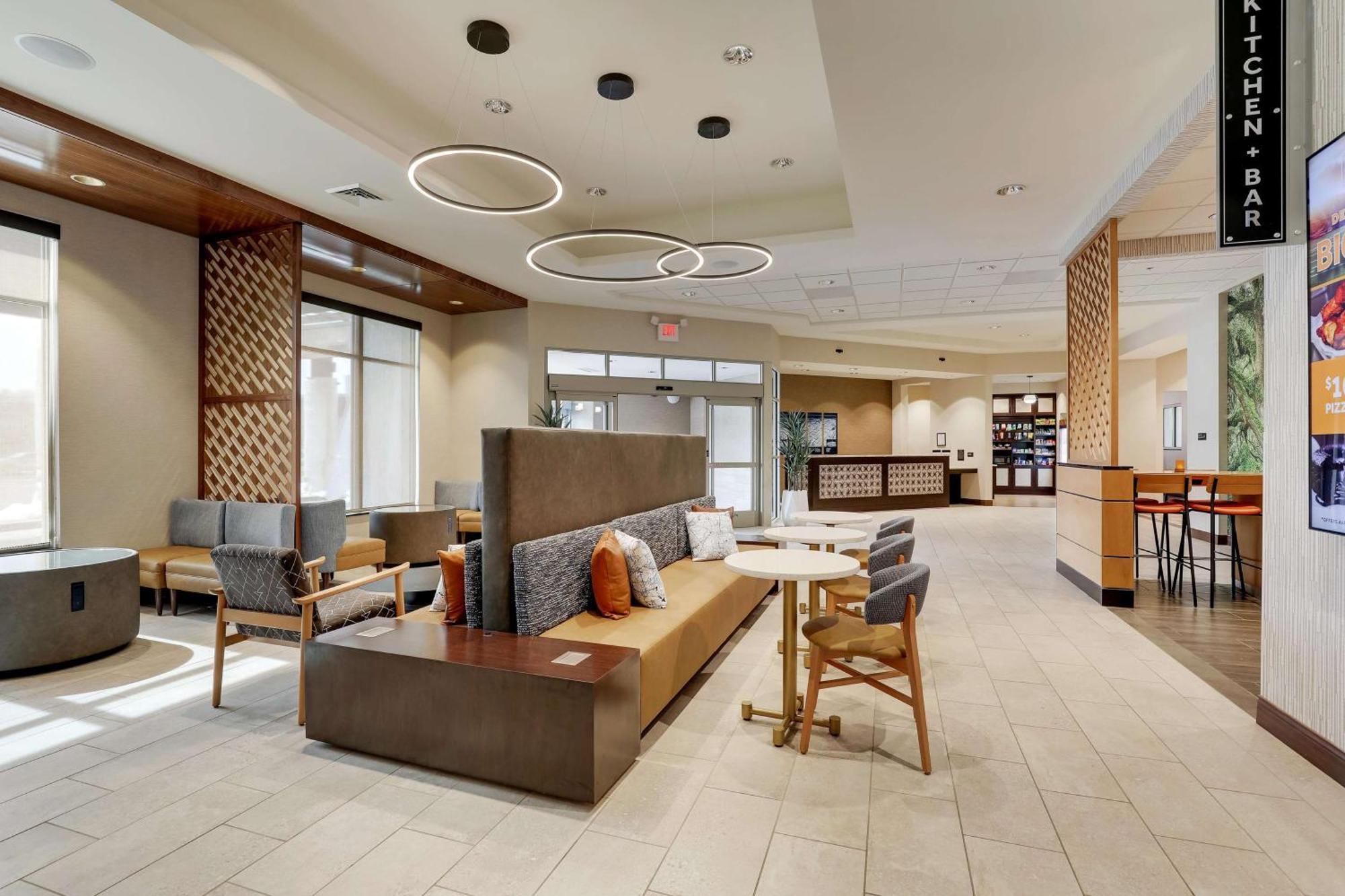 Drury Plaza Hotel Tallahassee Extérieur photo